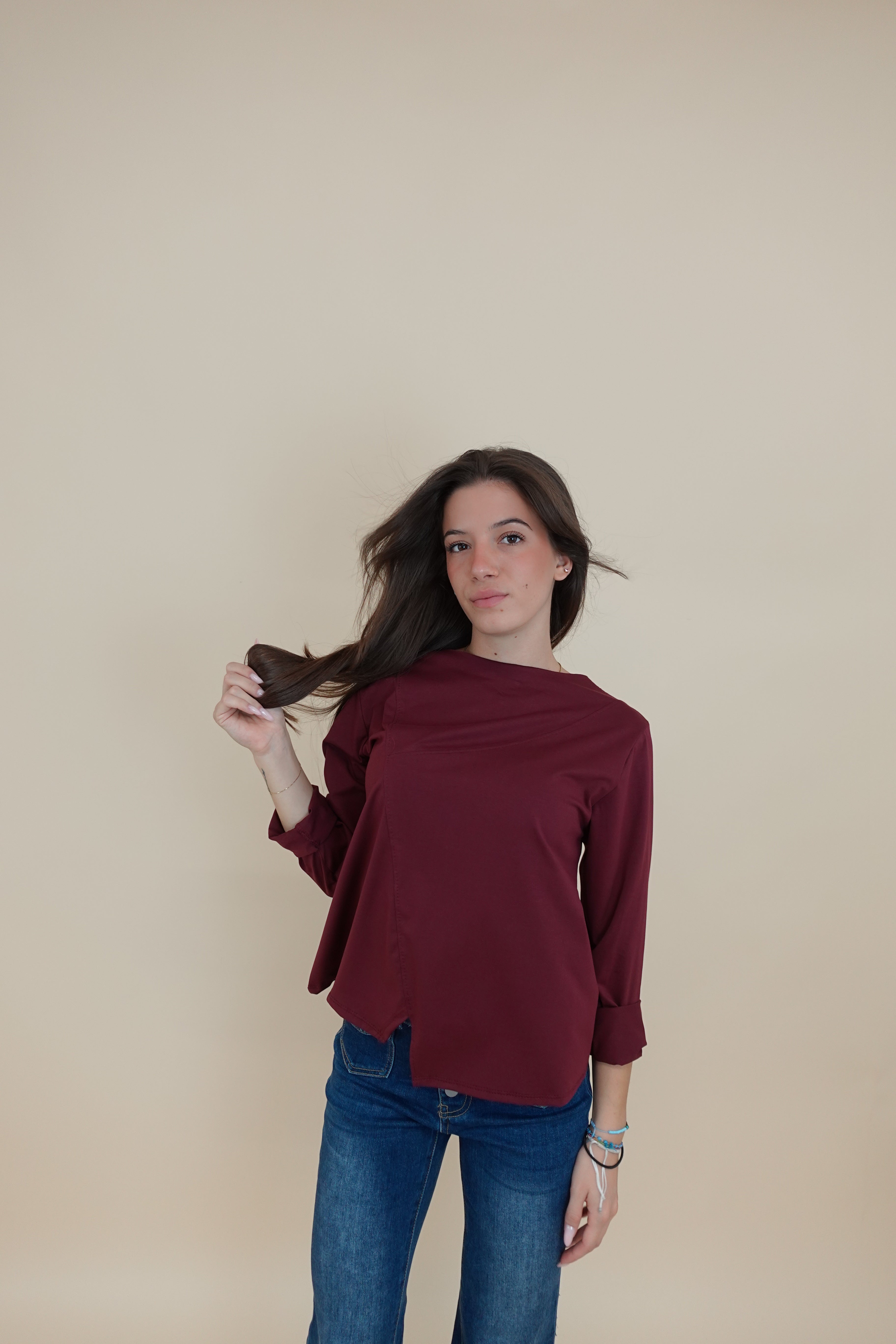 Maglia assimentrica bordeaux