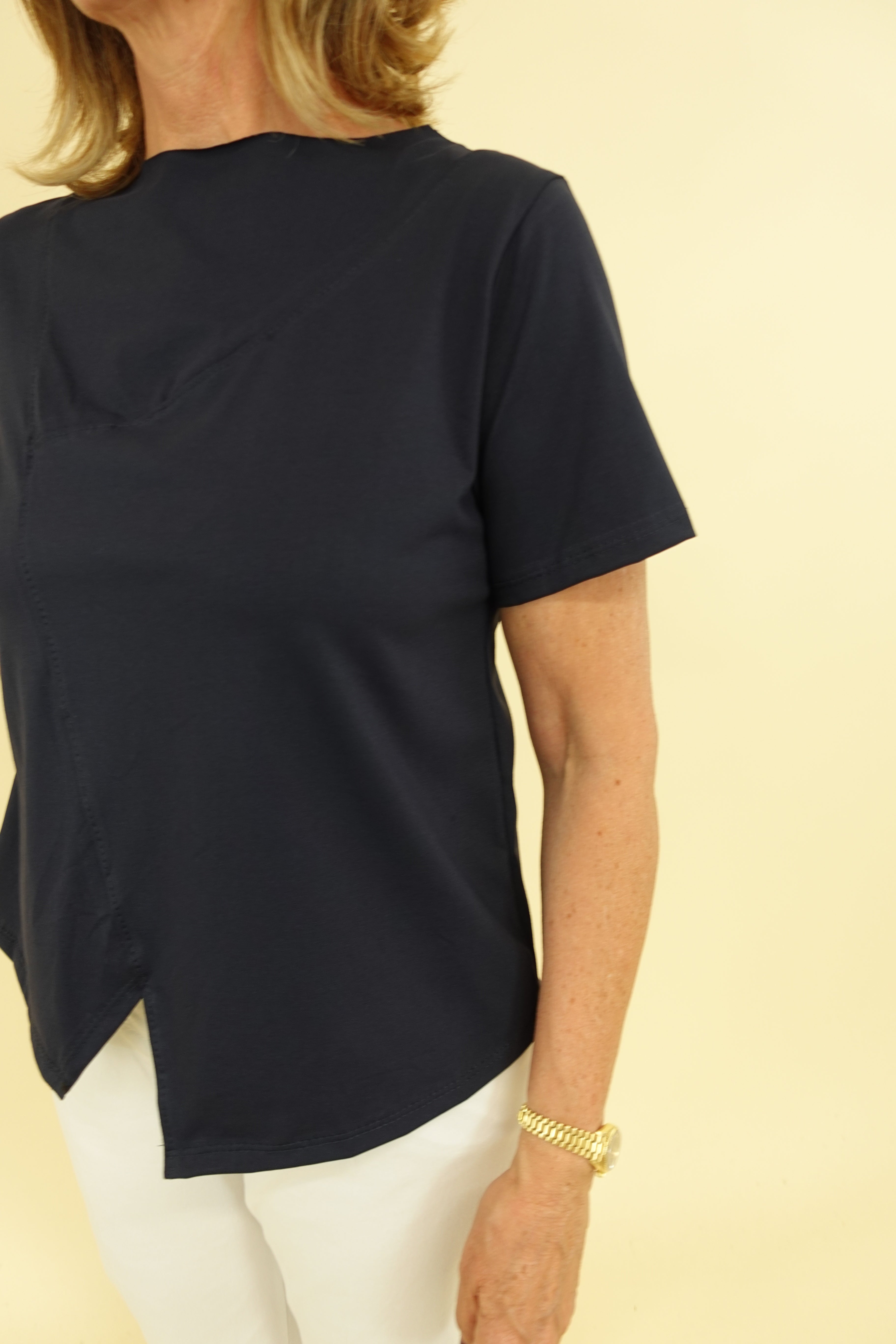 T-shirt Assimmetrica Blu
