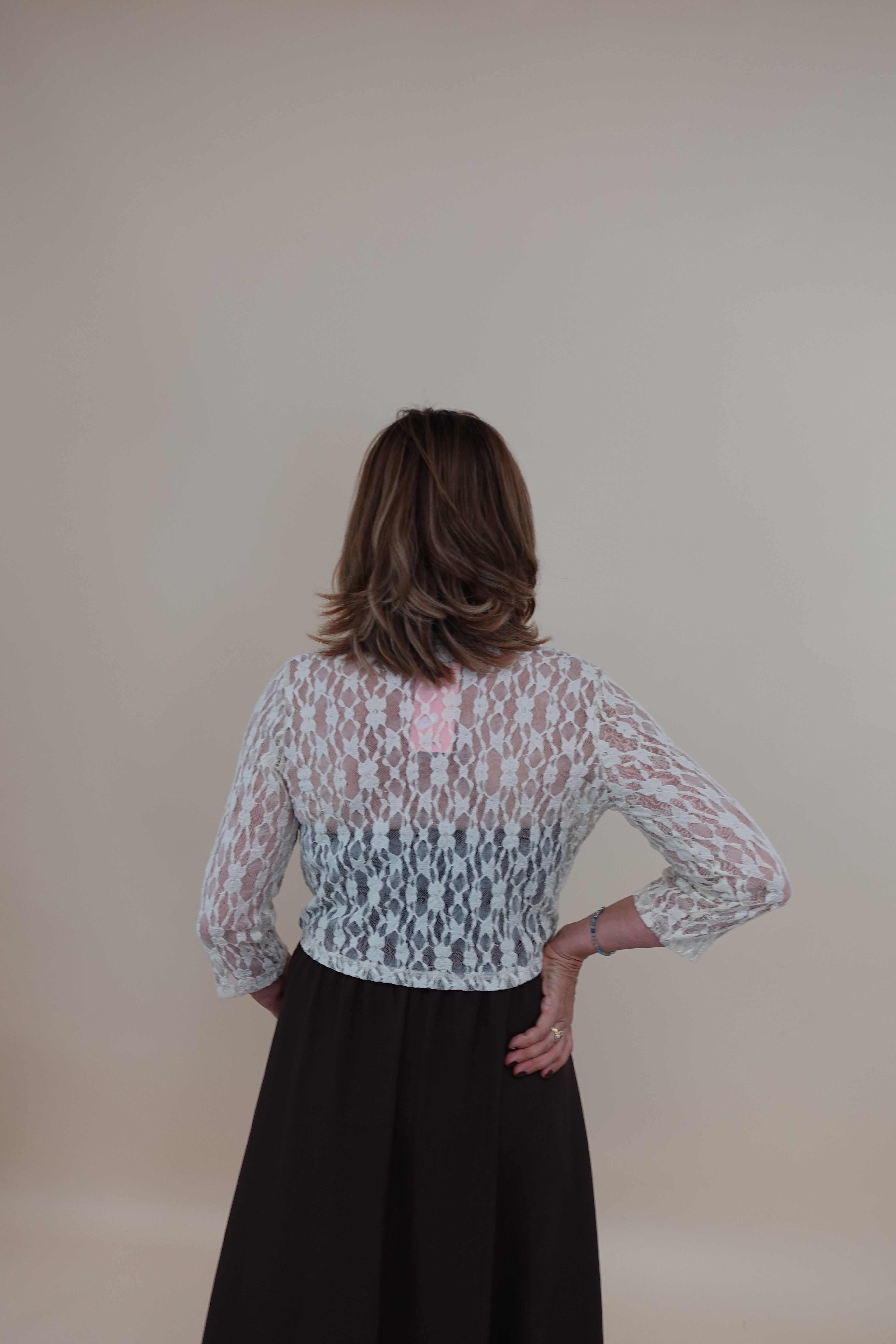 Coprispalle Pizzo Beige