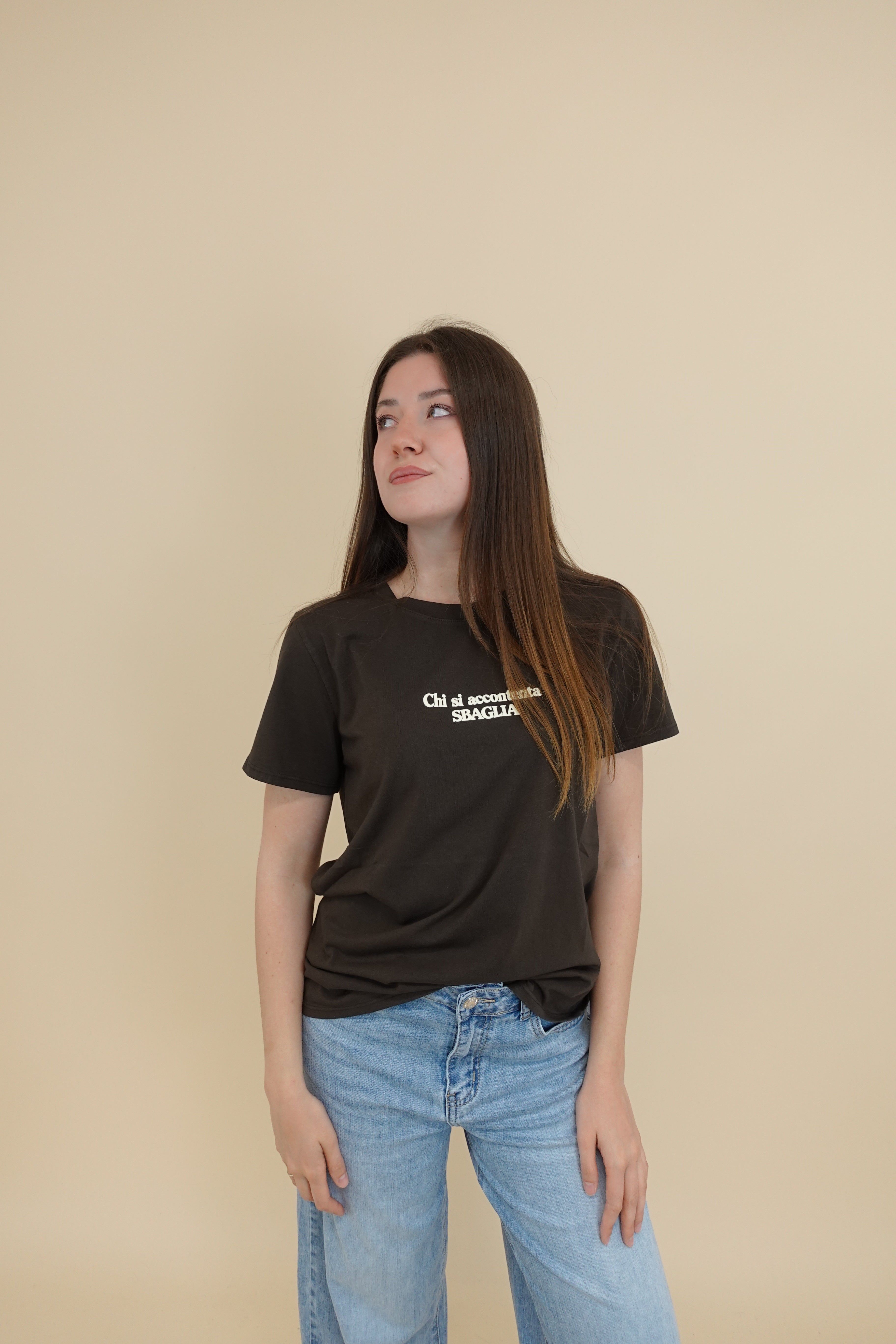 T- shirt Accontenta