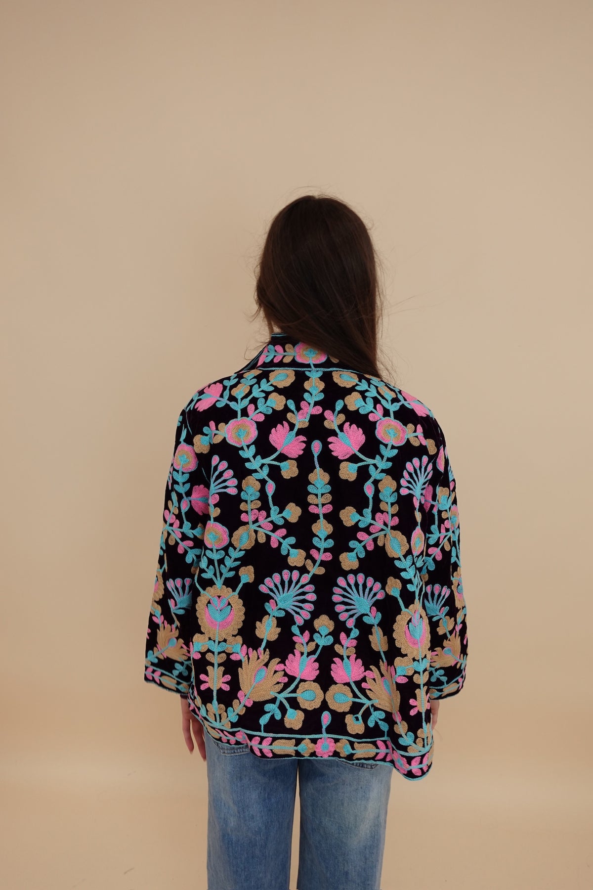 Suzani Small 01