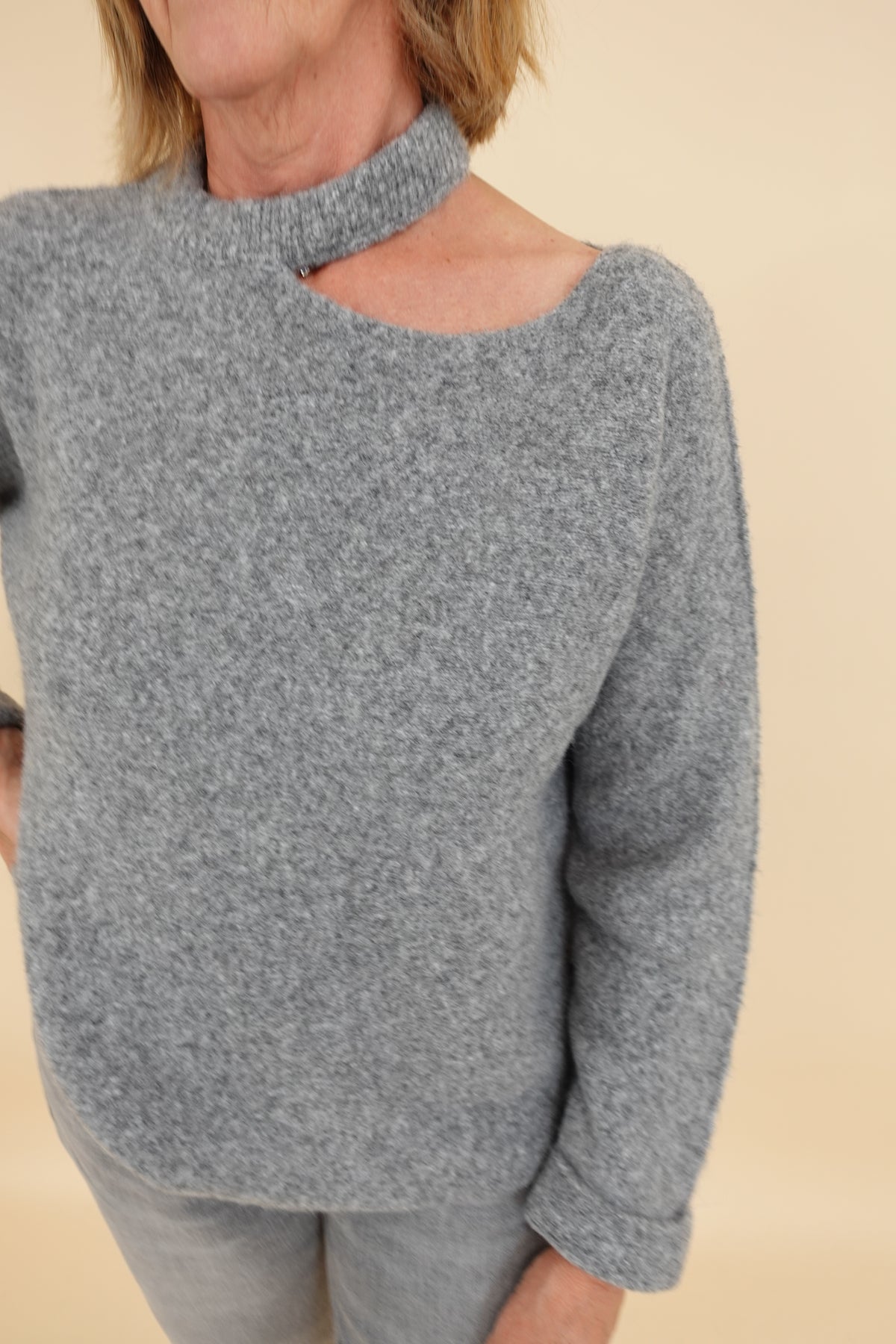 Maglione Cut Grigio