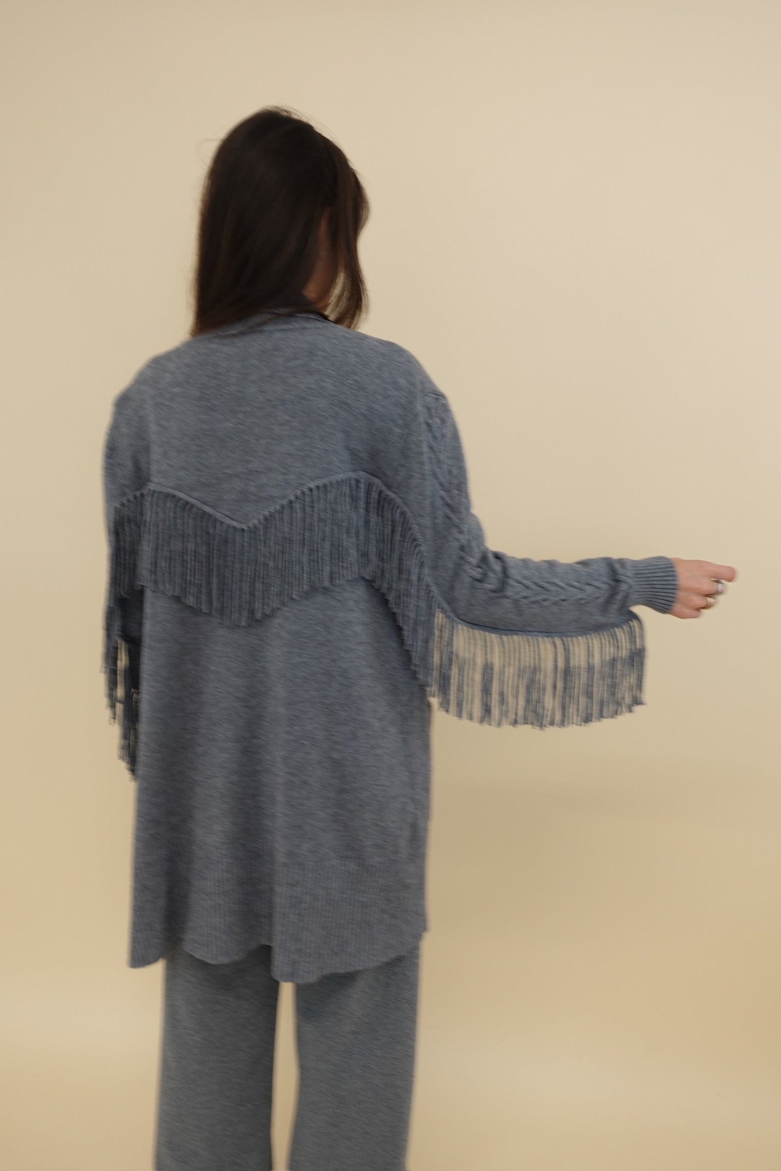 Cardigan Sfrangiato Grigio