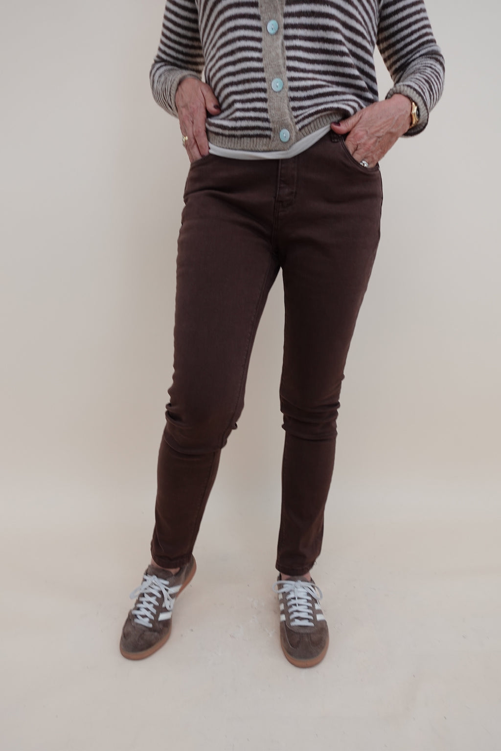 Jeans Skinny Marrone ￼