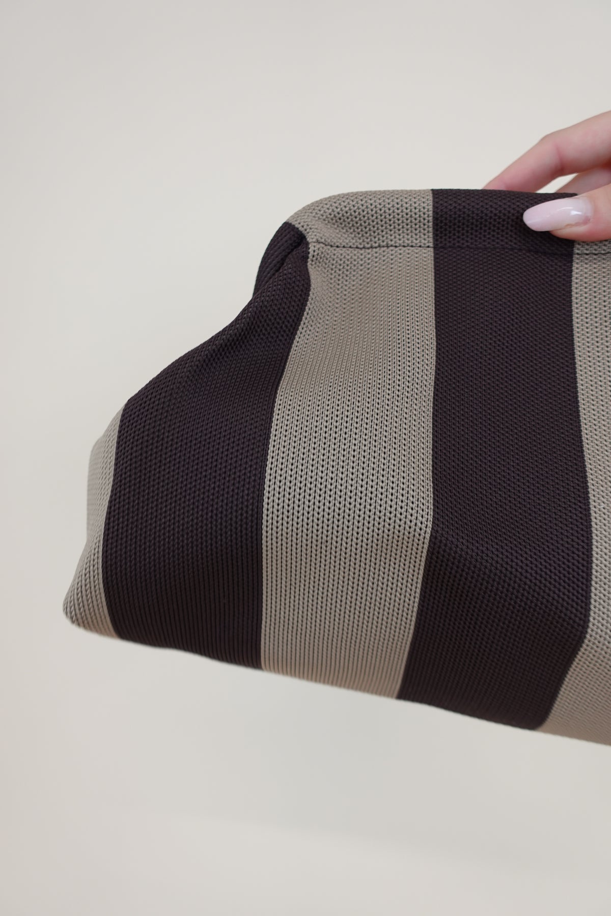 Pochette Line Marrone