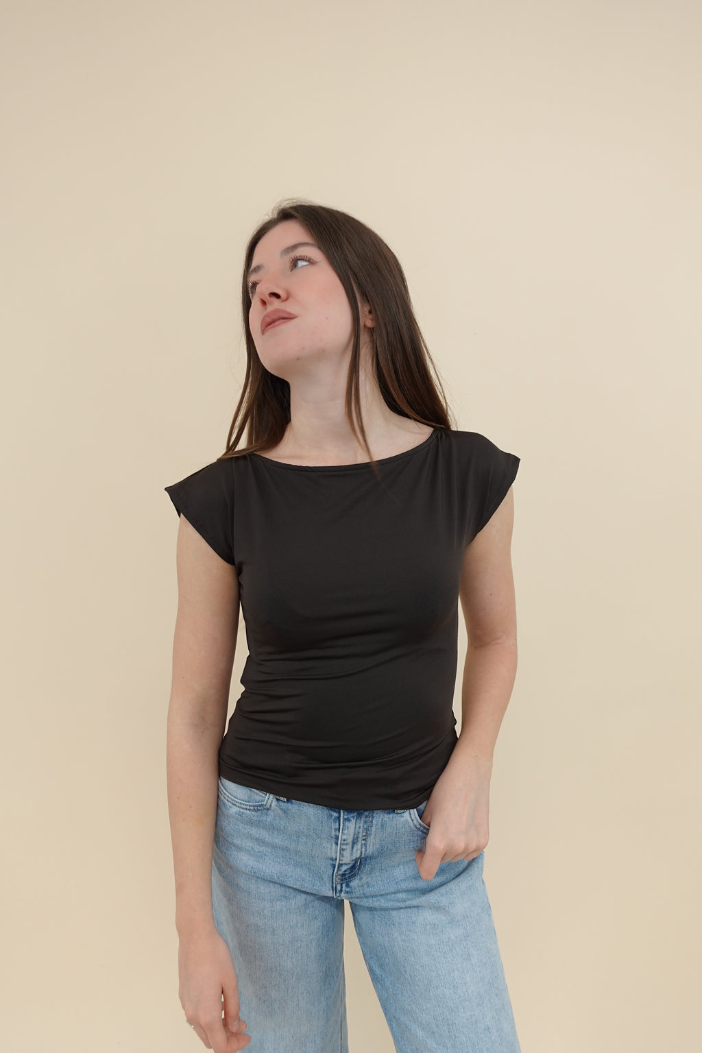 Top Samantha Marrone