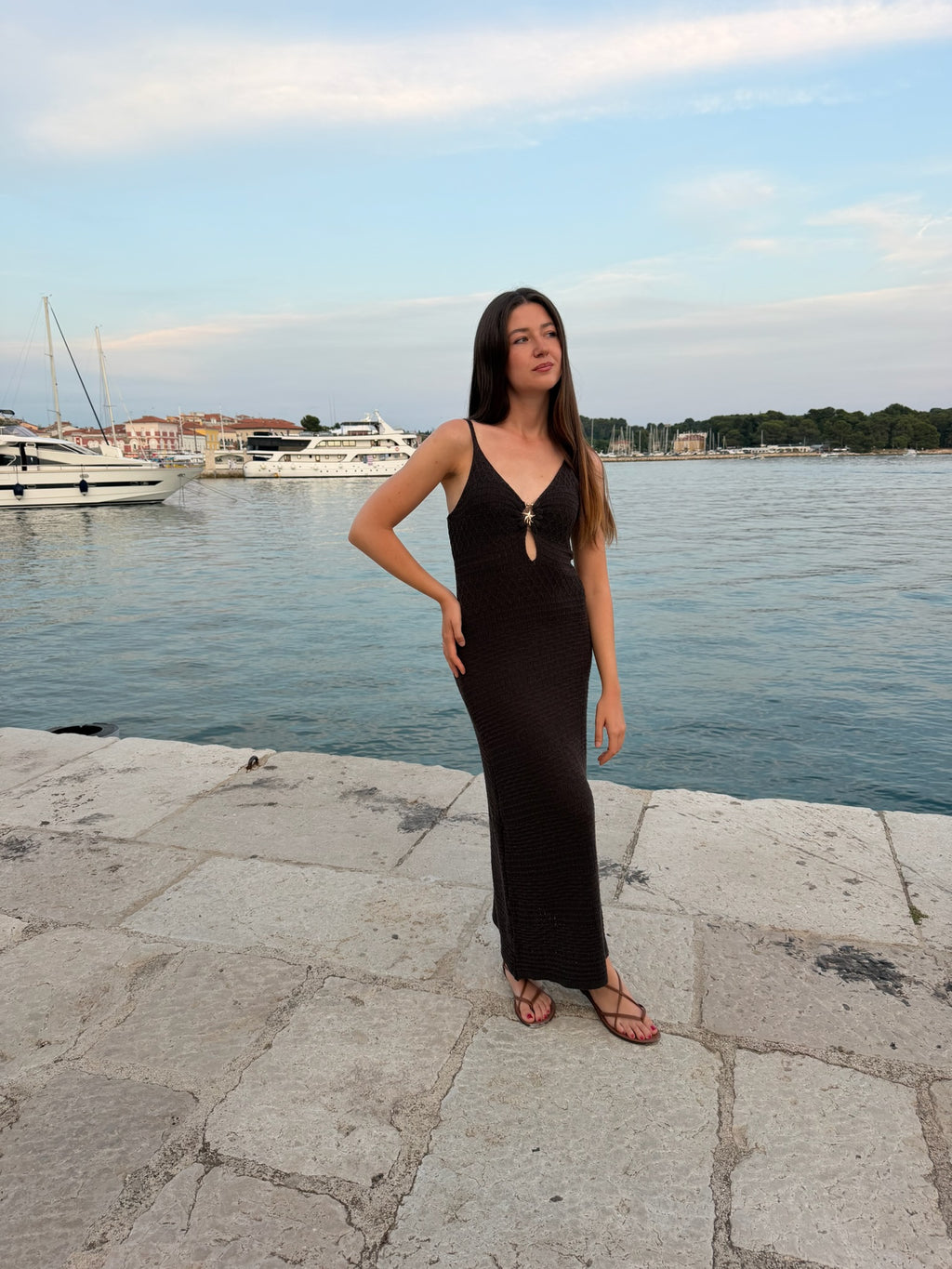 Abito Sardegna Marrone