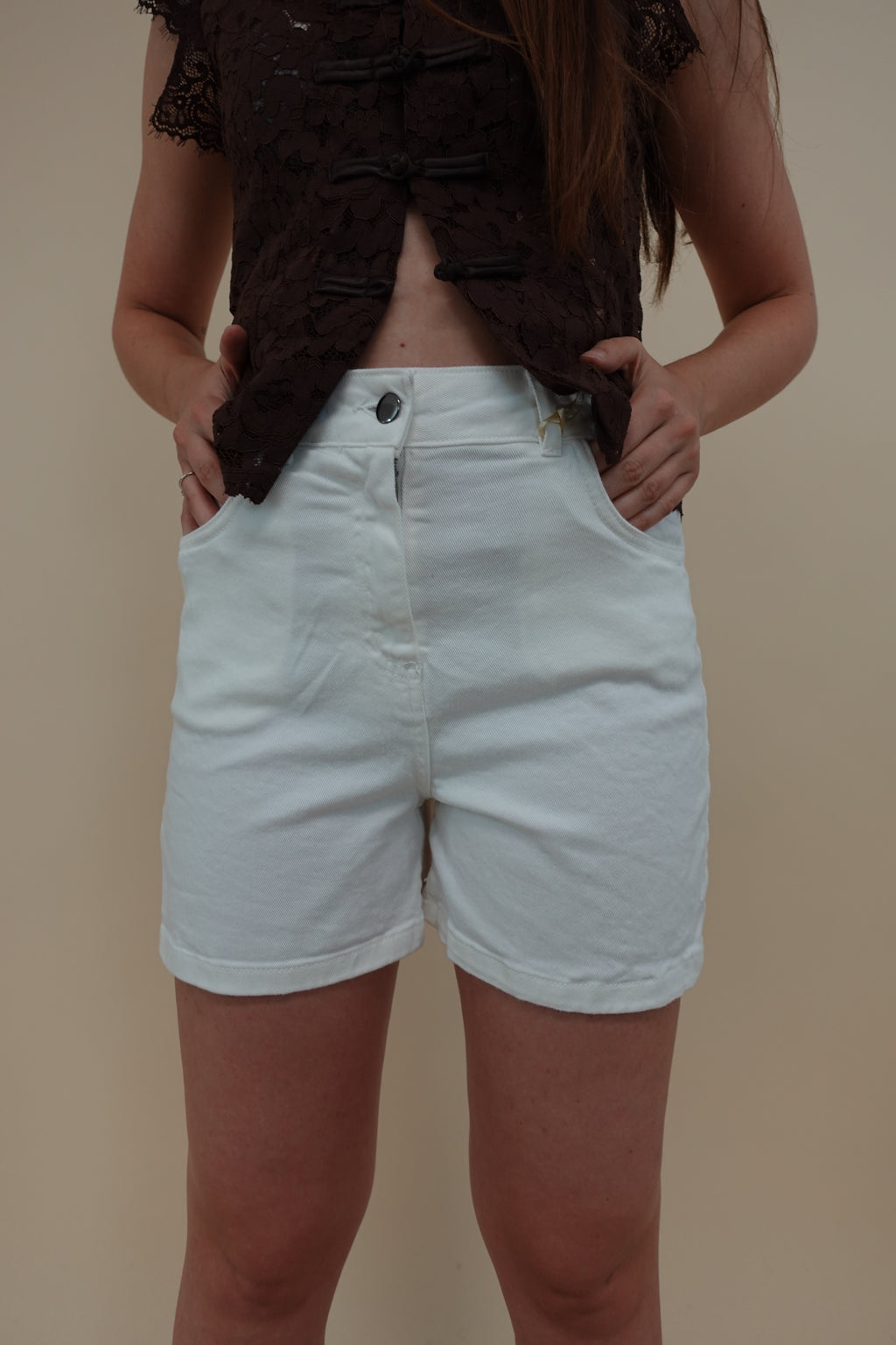 Shorts White