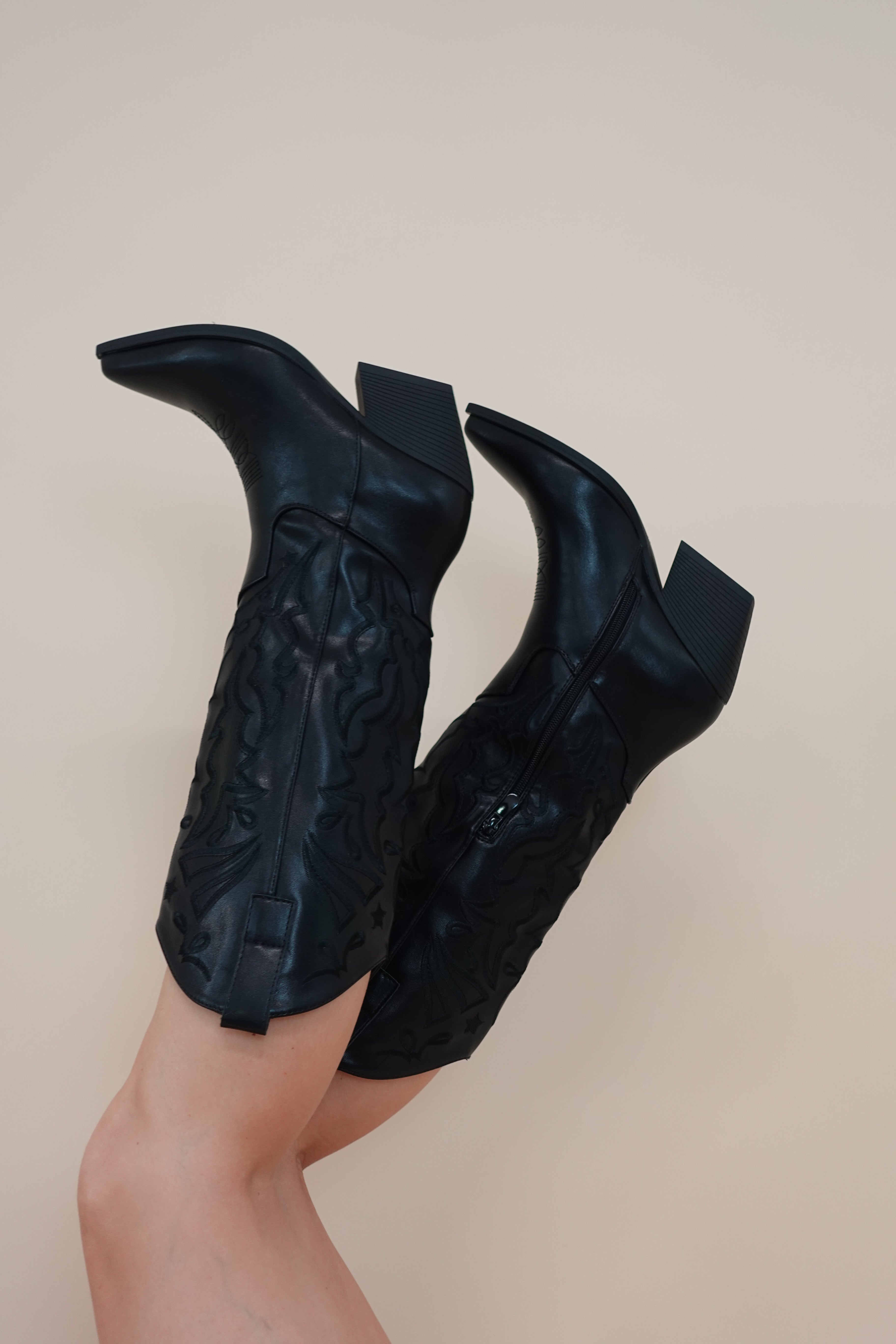 Camperos Black