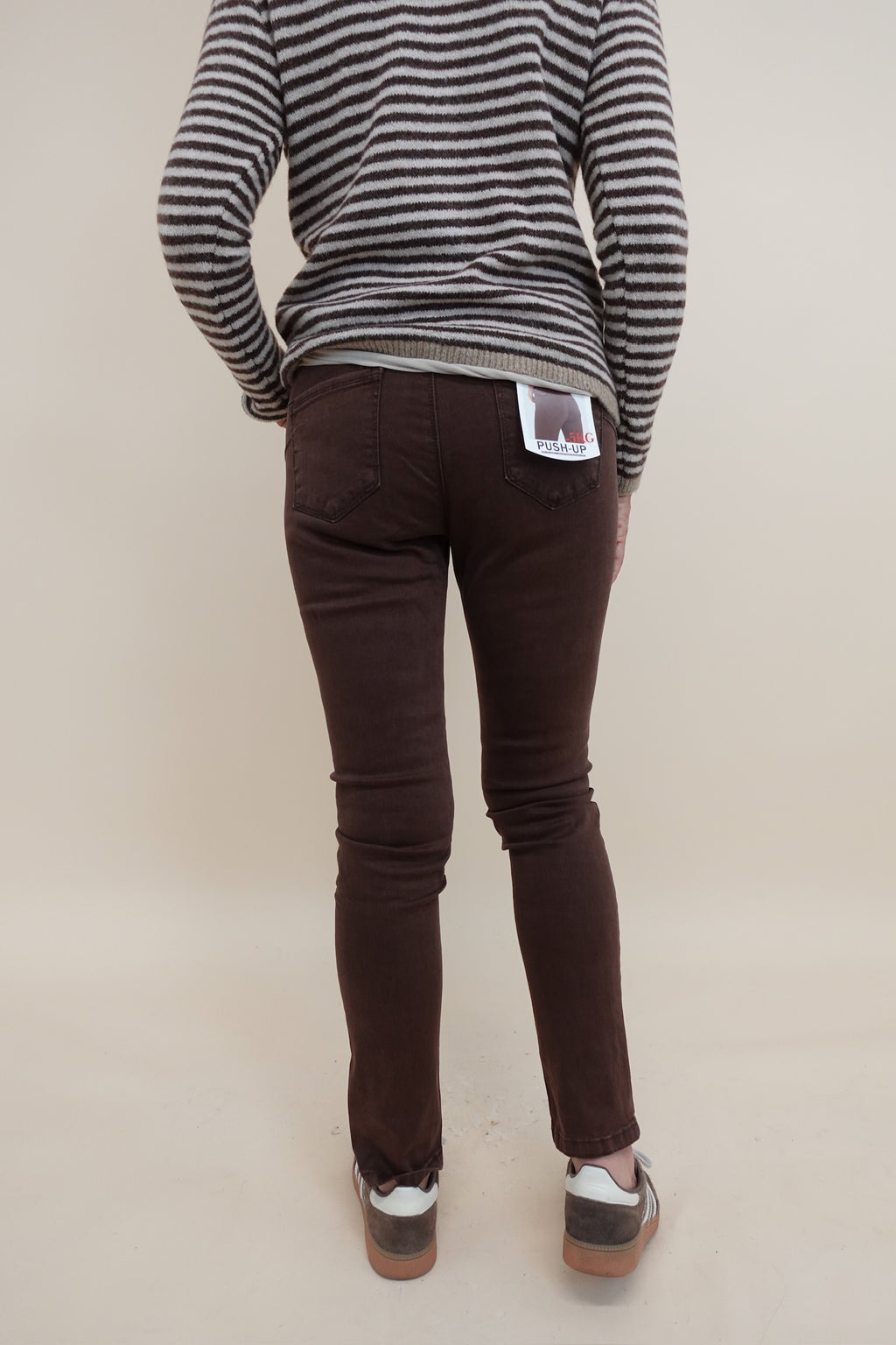 Jeans Skinny Marrone ￼