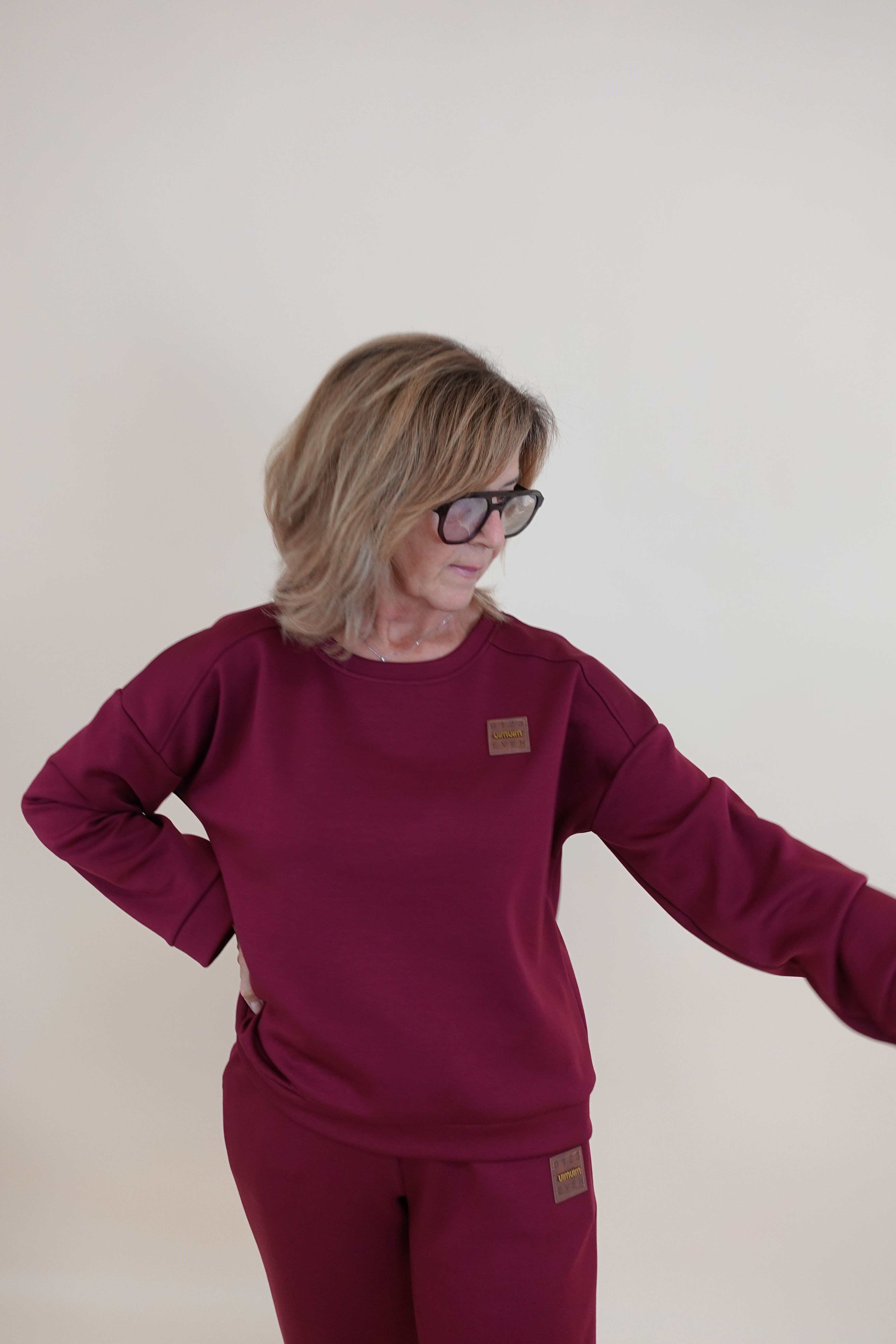 Tuta aurora bordeaux