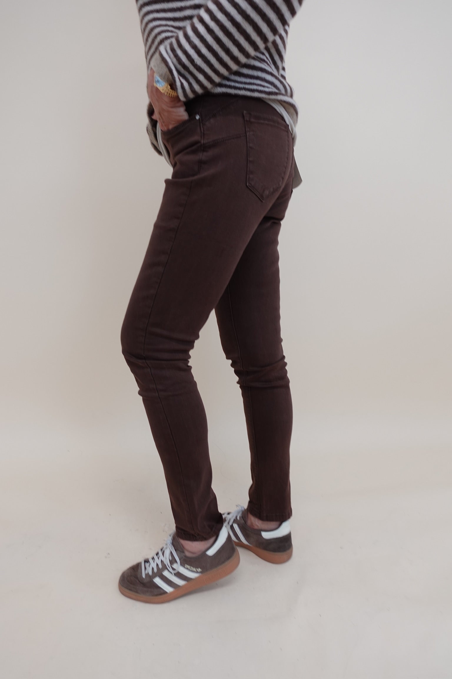 Jeans Skinny Marrone ￼