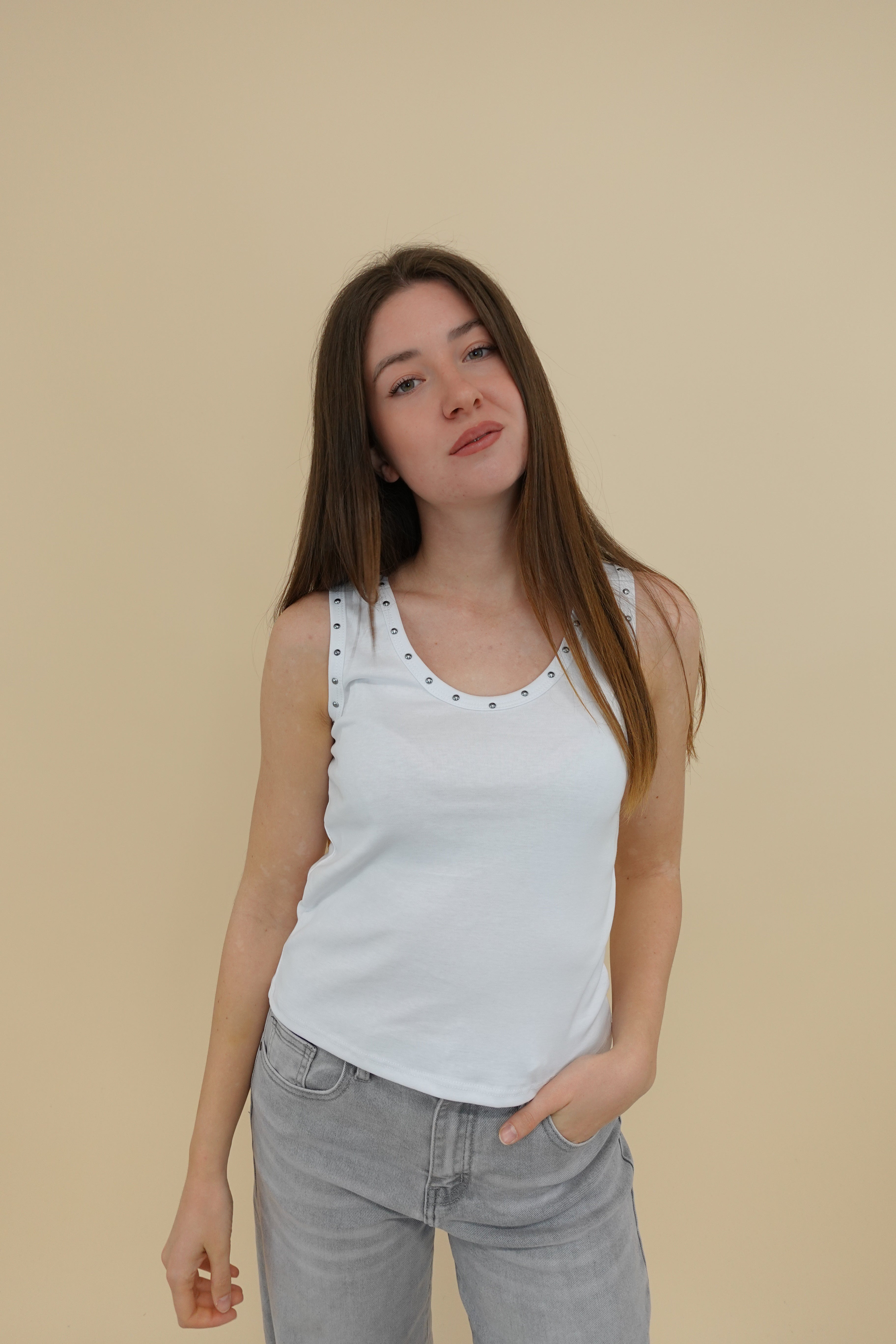 Canotta Borchie Bianca