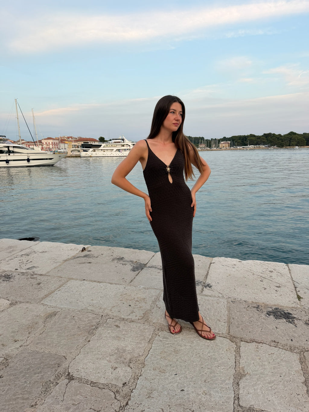 Abito Sardegna Marrone