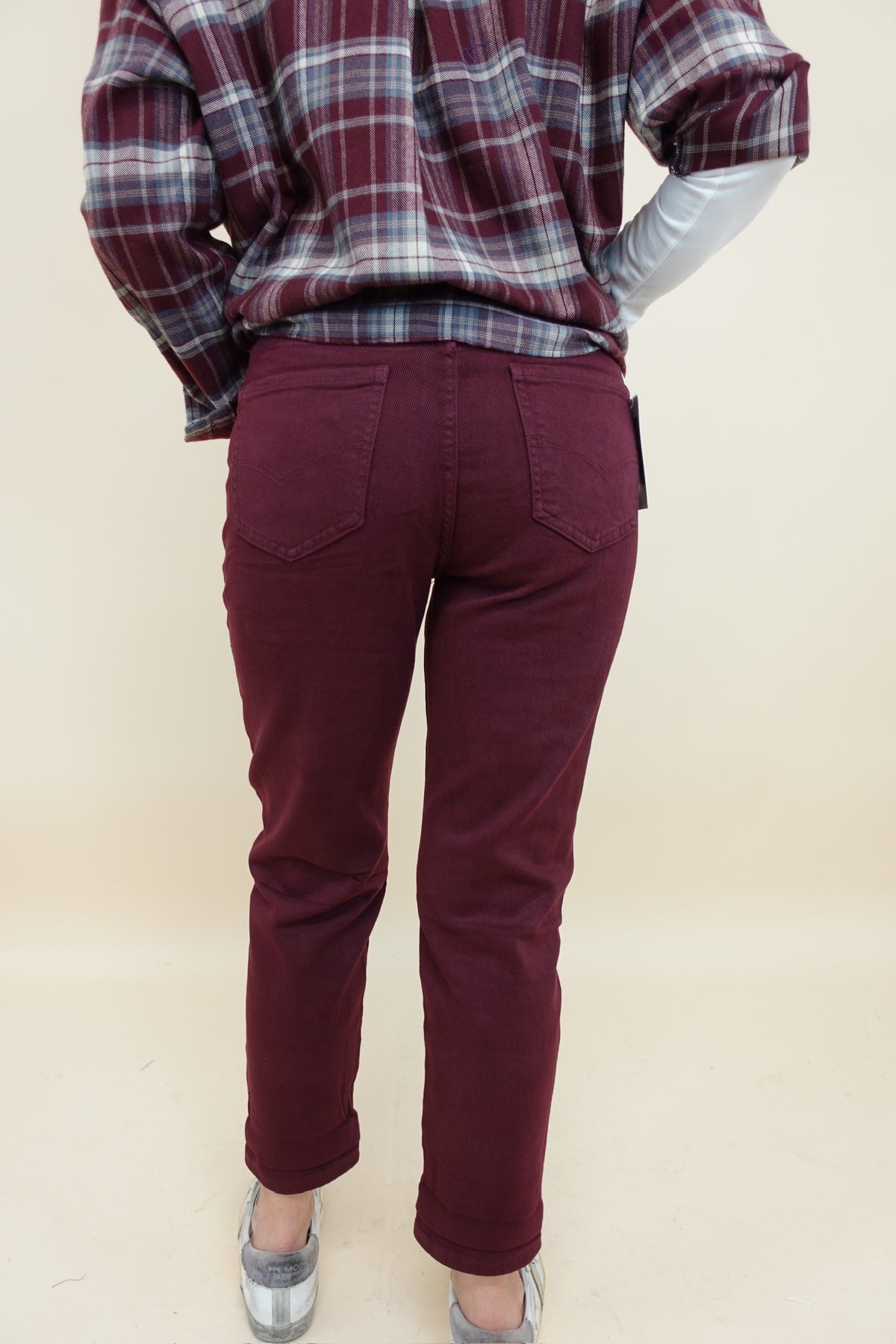 Jeans Momfit Bordeaux