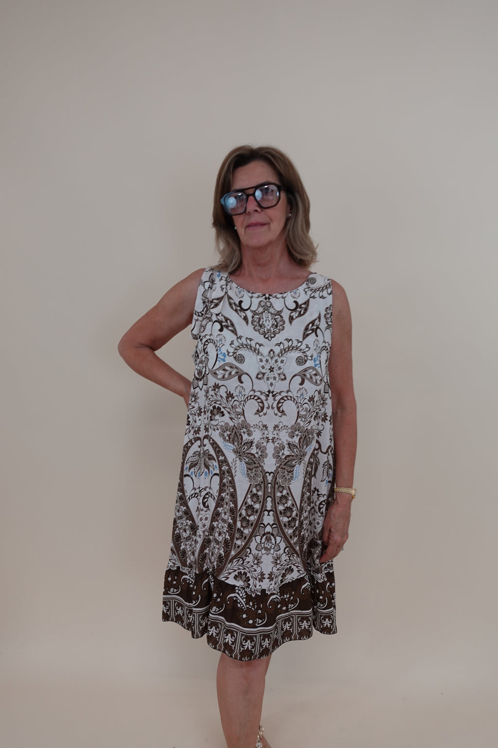 Abito Lorena Marrone