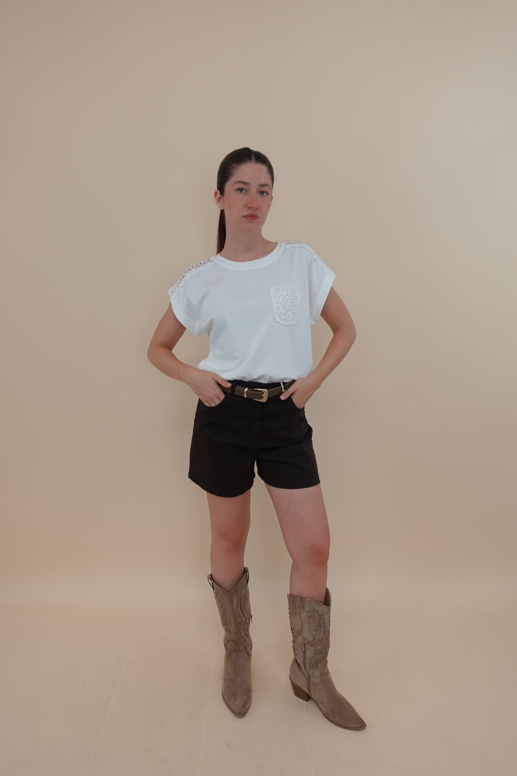T-Shirt Ricamo Bianca