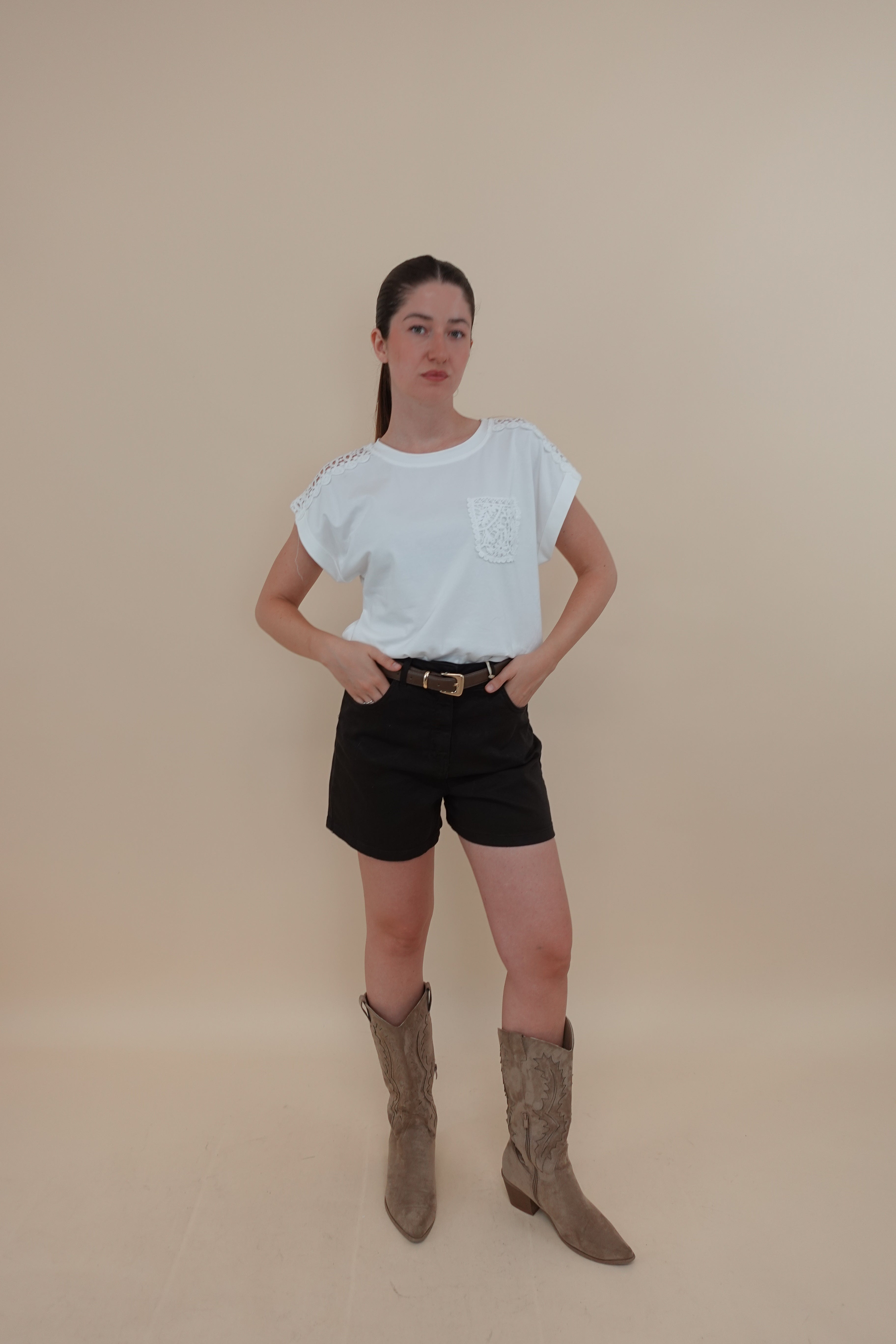 T-Shirt Ricamo Bianca