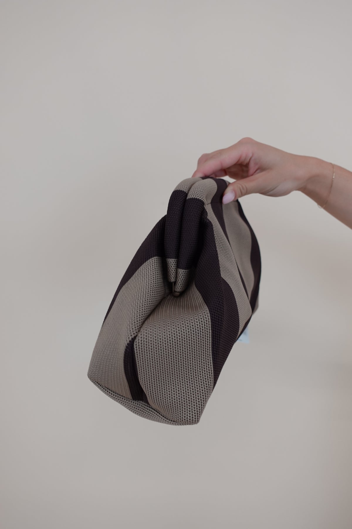 Pochette Line Marrone